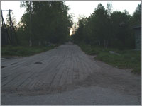 Деревянная дорога... в прошлое (п. Умба, Мурманская обл., Терский р-н, 2003 год)